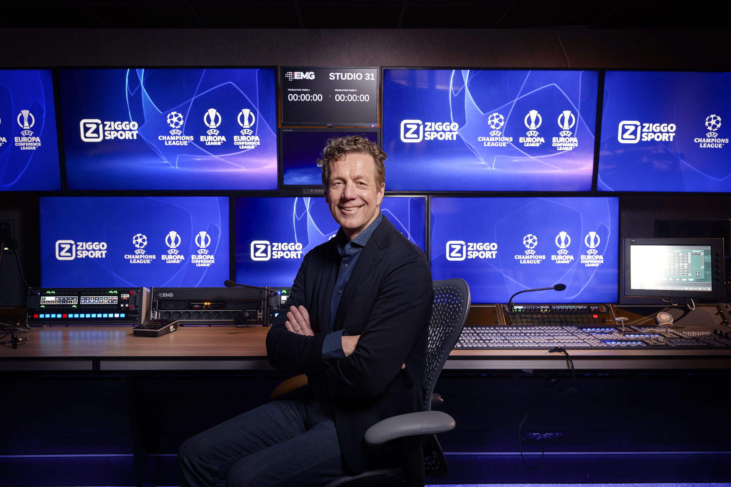 Welke voetbalwedstrijden zijn vandaag op tv te zien?