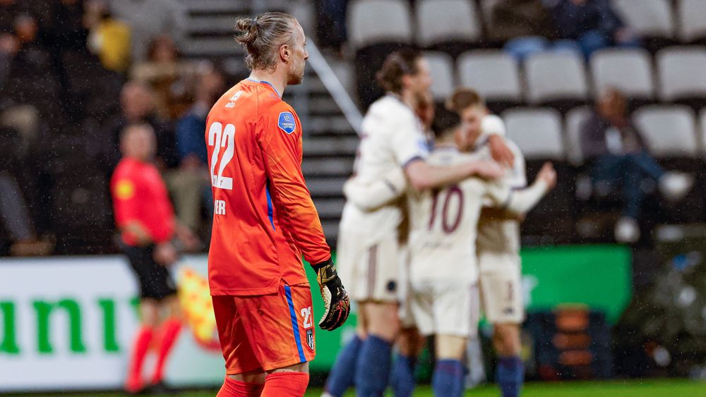 Hoelaat speelt Ajax vanavond? Mis geen seconde van de actie!