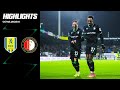 Spannende strijd: RKC Waalwijk vs Feyenoord op het voetbalveld