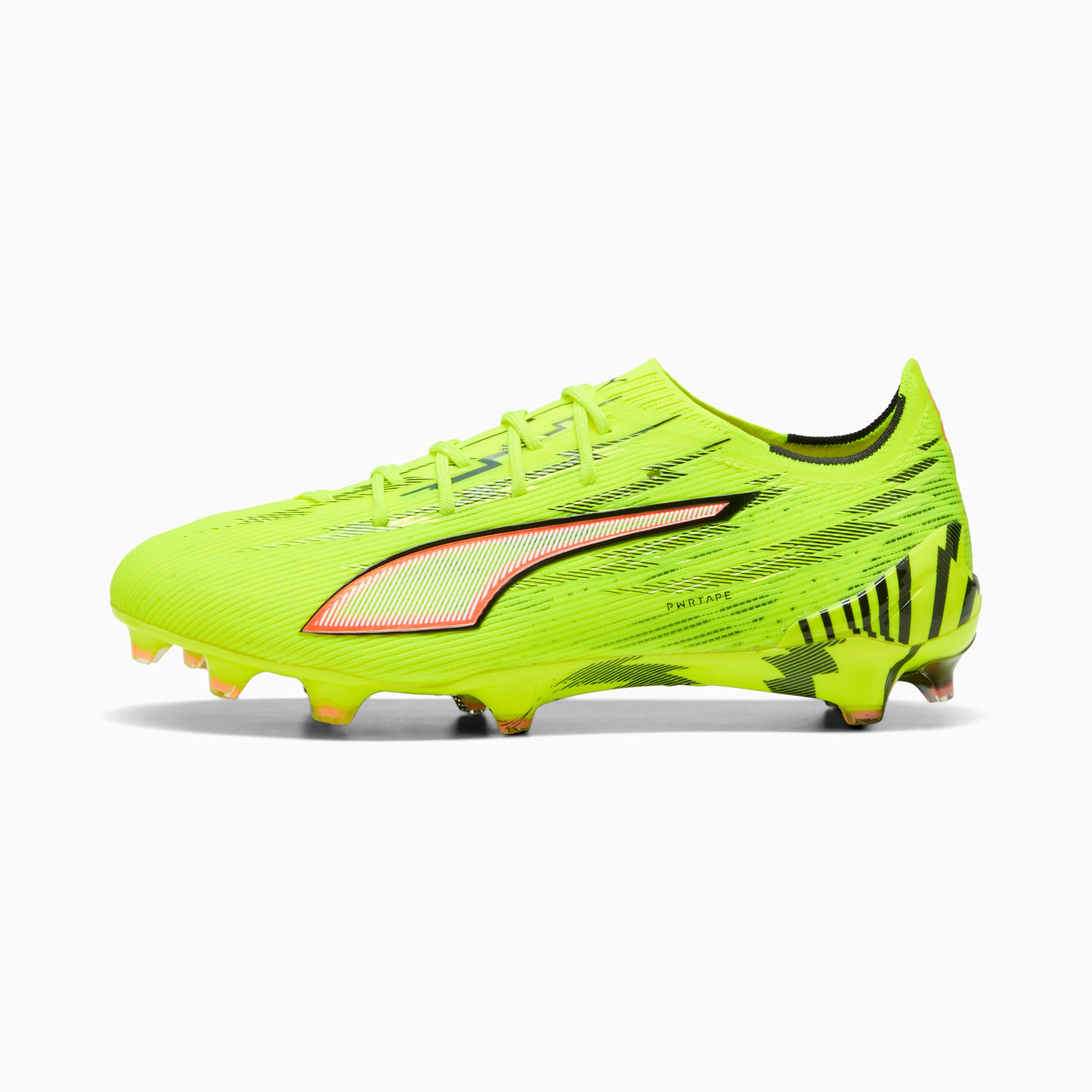 PUMA ULTRA ULTIMATE: snelheid en wendbaarheid op het voetbalveld